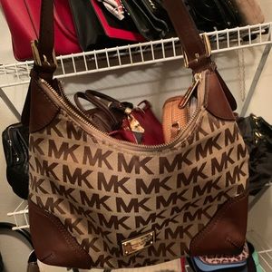 Michael Kors Monogram Purse 👜